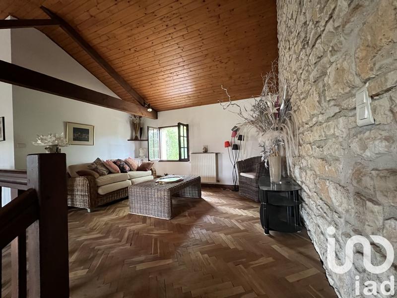 Maison de village - 277 m² - 6 pièces