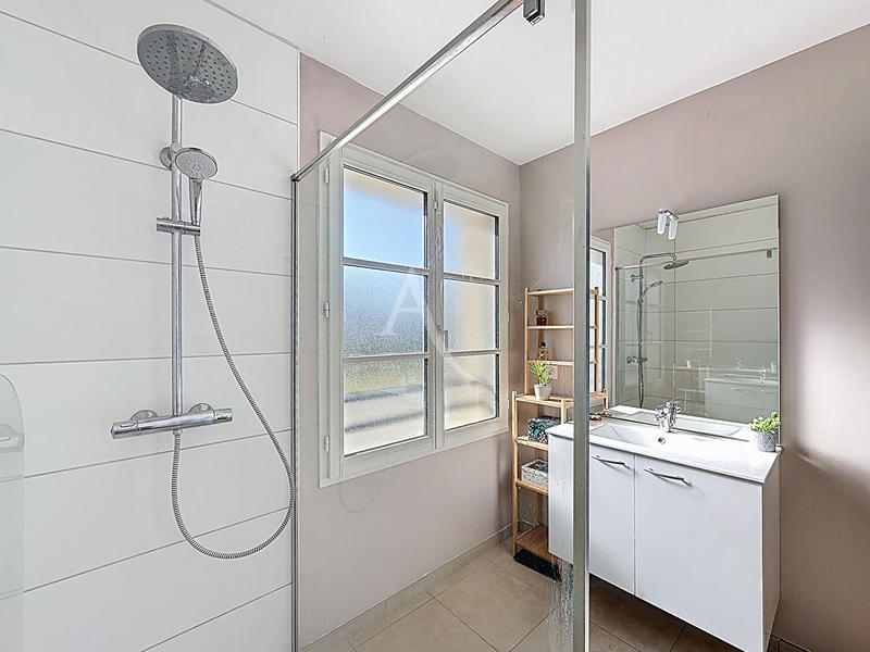 Maison - 116 m² - 6 pièces