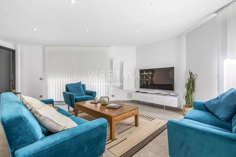 Villa - 180 m² - 7 pièces