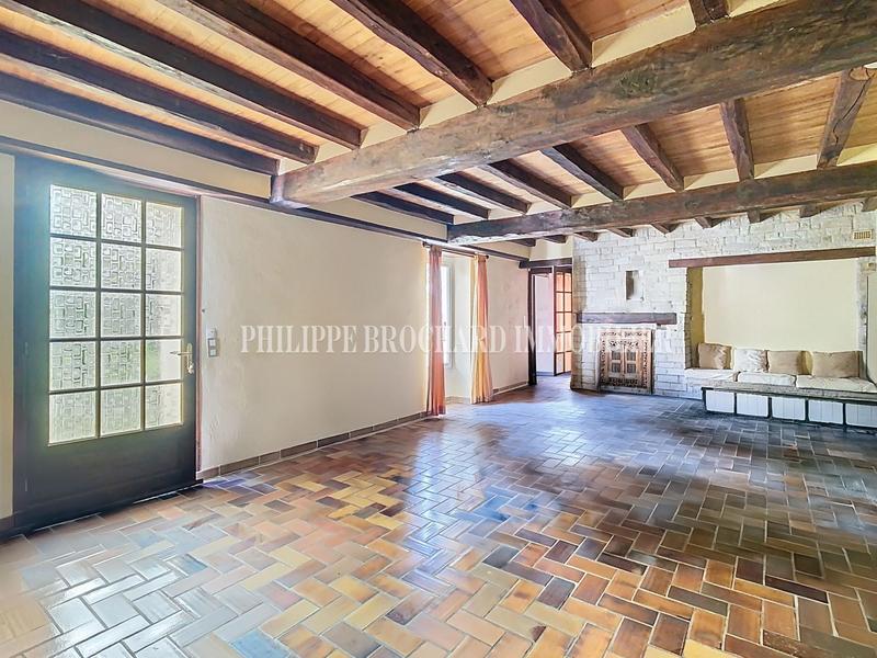 Maison ancienne - 227 m² - 8 pièces