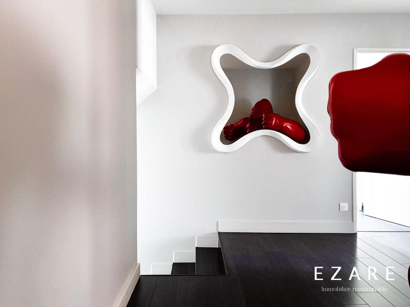 Maison - 645 m² - 23 pièces