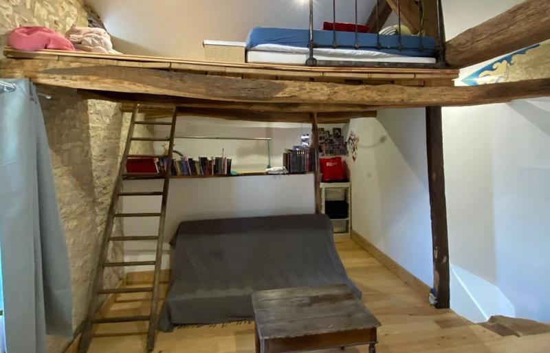 Demeure - 93 m² - 6 pièces