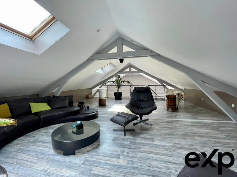 Maison - 157 m² - 6 pièces