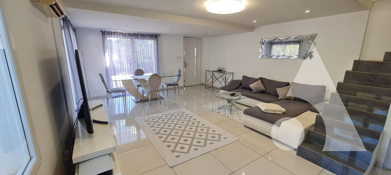 Villa - 160 m² - 6 pièces