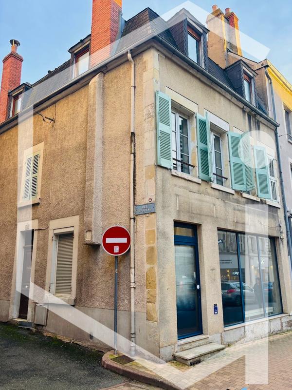 Immeuble - 133 m² - 4 pièces