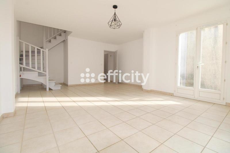 Maison - 92 m² - 4 pièces