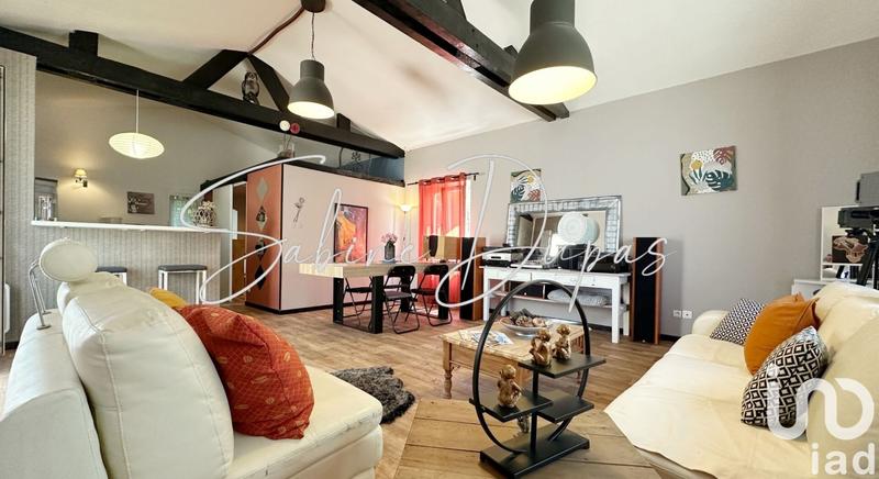 Maison - 300 m² - 10 pièces