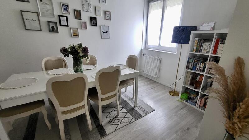 Appartement - 87 m² - 5 pièces