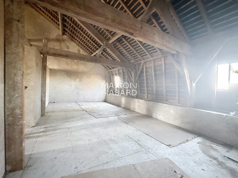 Maison ancienne - 142 m² - 7 pièces