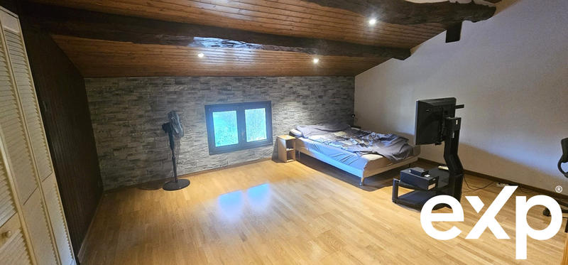 Maison - 203 m² - 4 pièces
