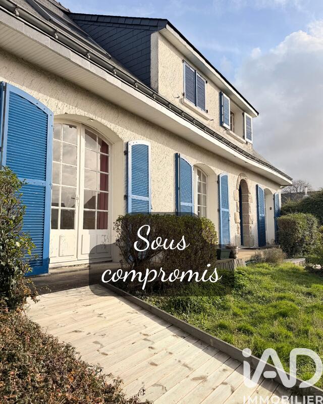 Maison - 161 m² - 6 pièces