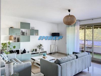 Appartement - 121 m² - 5 pièces