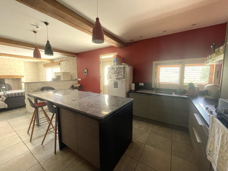 Maison en pierre - 156 m² - 5 pièces