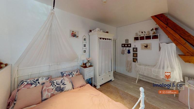 Maison ancienne - 196 m² - 7 pièces