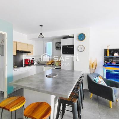 Maison - 88 m² - 4 pièces