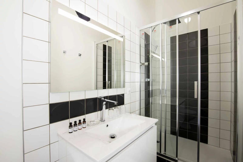 Maison - 380 m² - 10 pièces