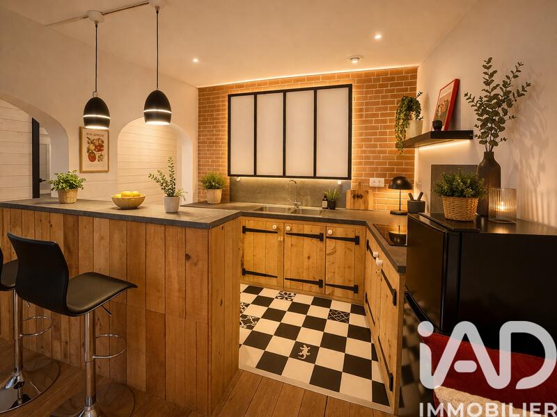 Maison - 180 m² - 5 pièces