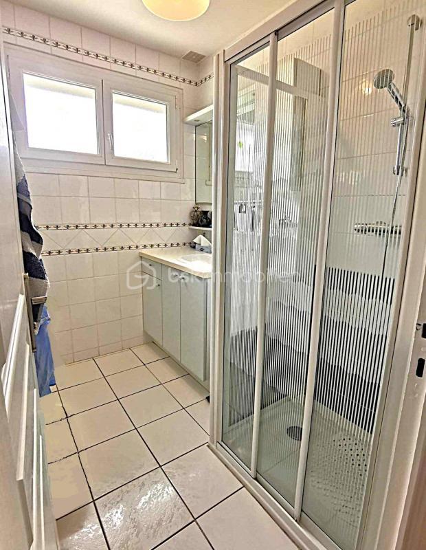 Maison traditionnelle - 120 m² - 6 pièces