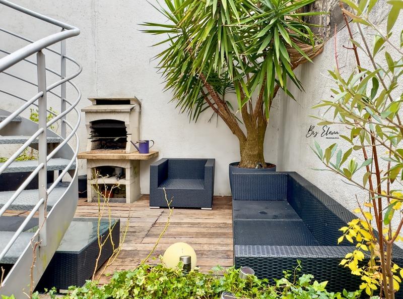 Maison - 200 m² - 8 pièces