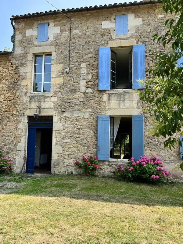 Maison en pierre - 220 m² - 5 pièces