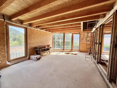 Maison - 96 m² - 4 pièces