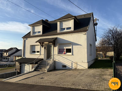 Maison - 137 m² - 6 pièces