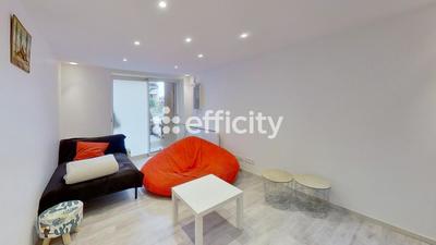 Maison - 90 m² - 6 pièces