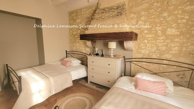 Maison de campagne - 300 m² - 11 pièces