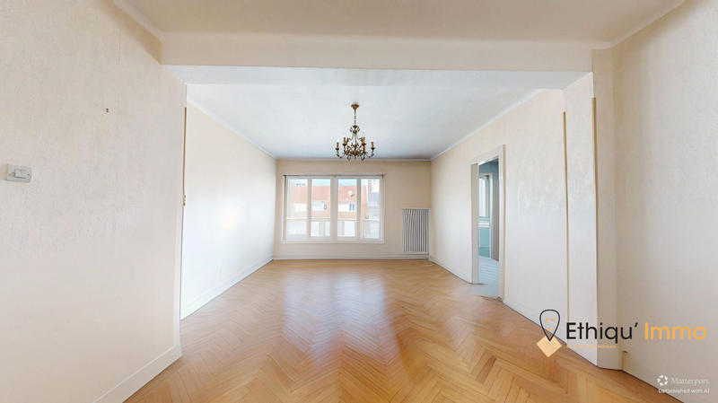 Appartement - 81 m² - 3 pièces