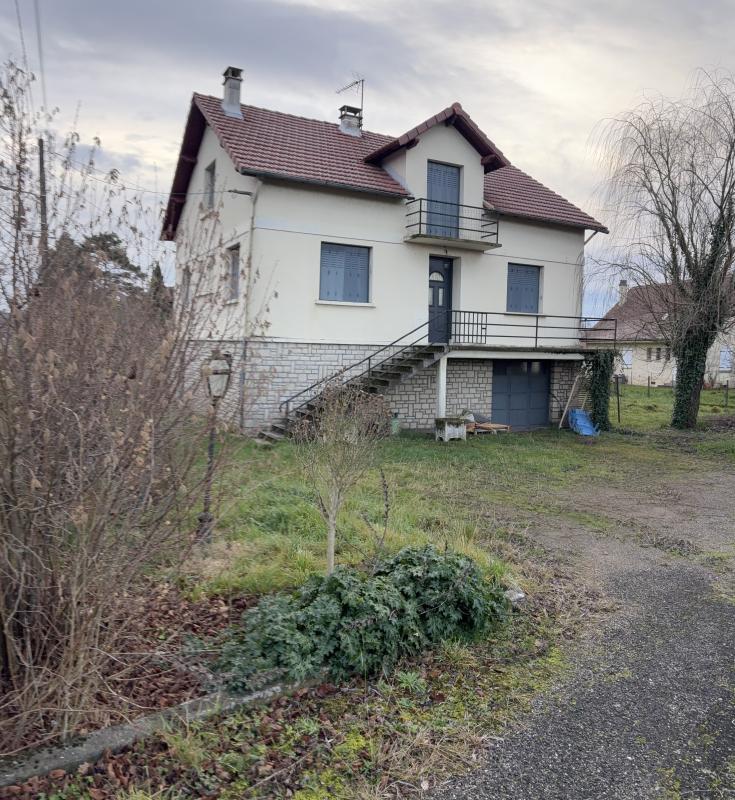 Maison en pierre - 135 m² - 6 pièces