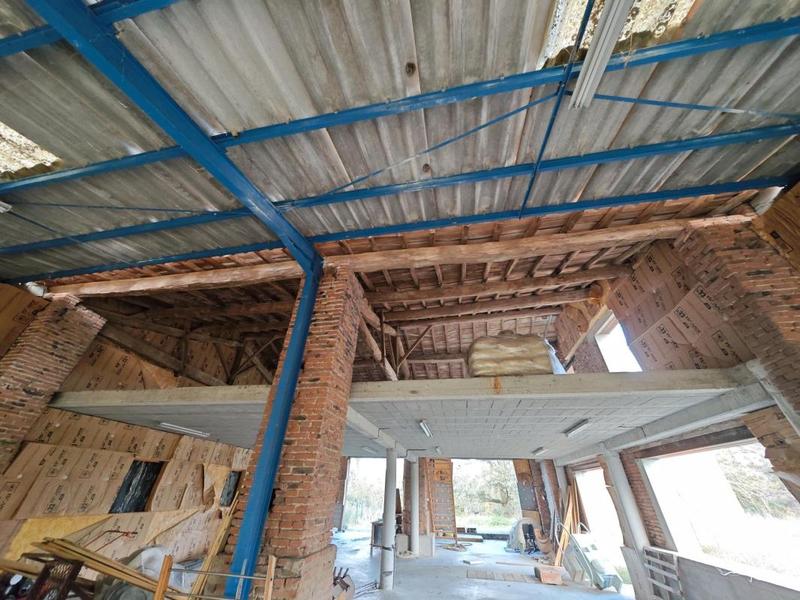 Maison - 370 m² - 7 pièces