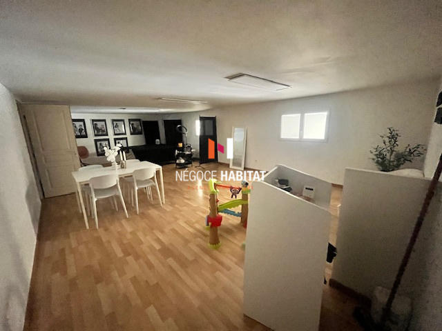 Local commercial - 285 m²