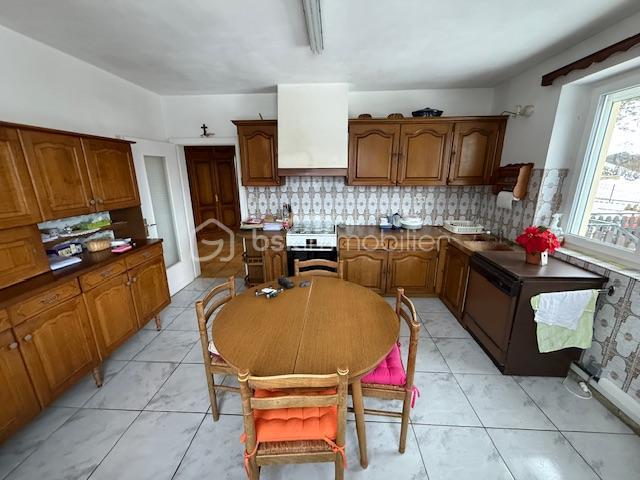 Maison - 117 m² - 6 pièces