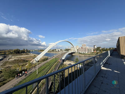 Appartement - 80 m² - 3 pièces