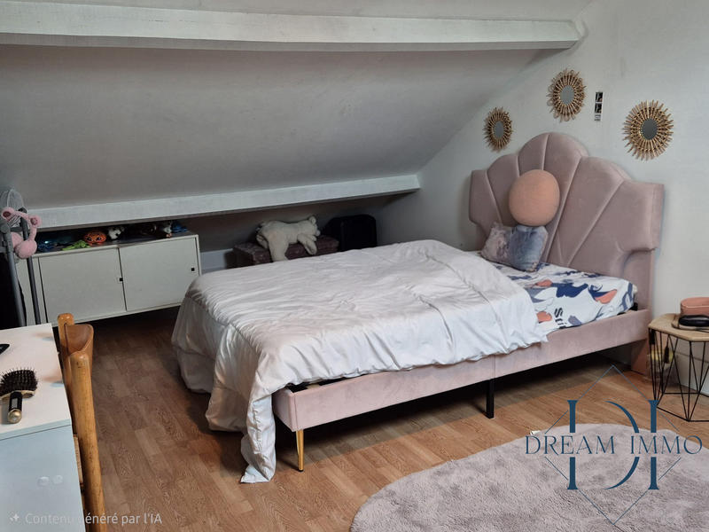 Maison traditionnelle - 83 m² - 4 pièces