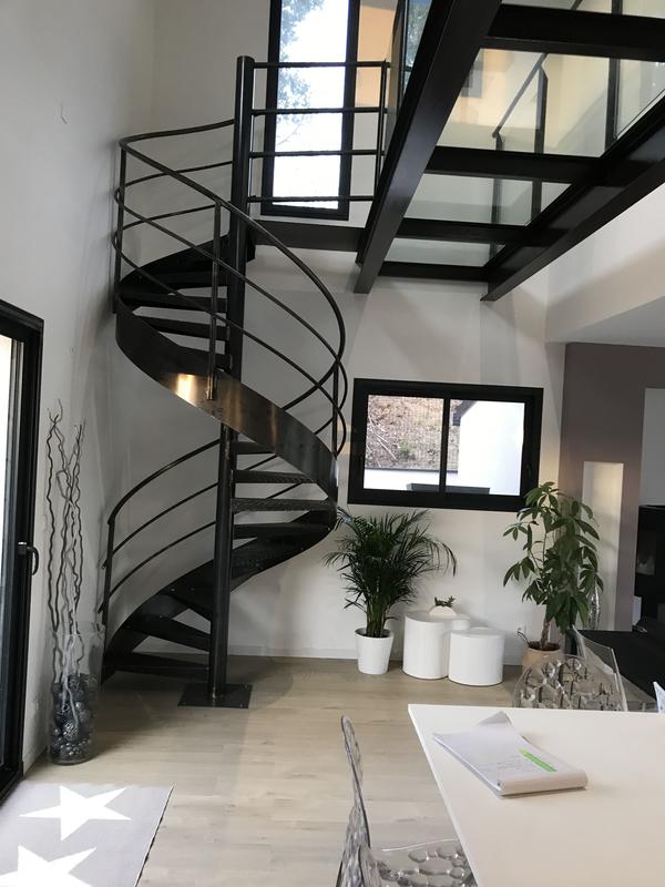 Maison - 142 m² - 6 pièces