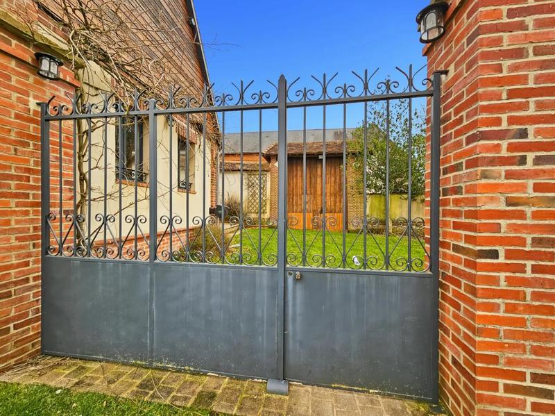 Maison ancienne - 180 m² - 6 pièces