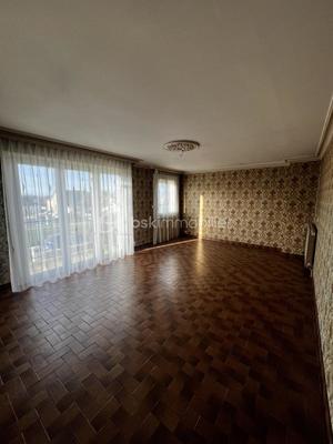 Maison traditionnelle - 91 m² - 4 pièces