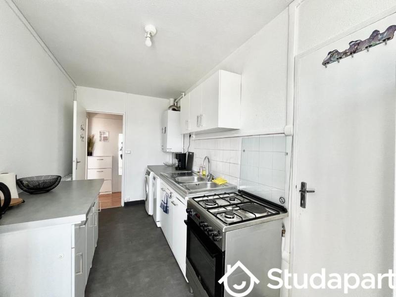 Chambre - 10 m² - 1 pièce