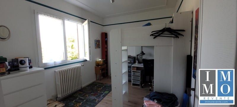 Maison traditionnelle - 131 m² - 7 pièces