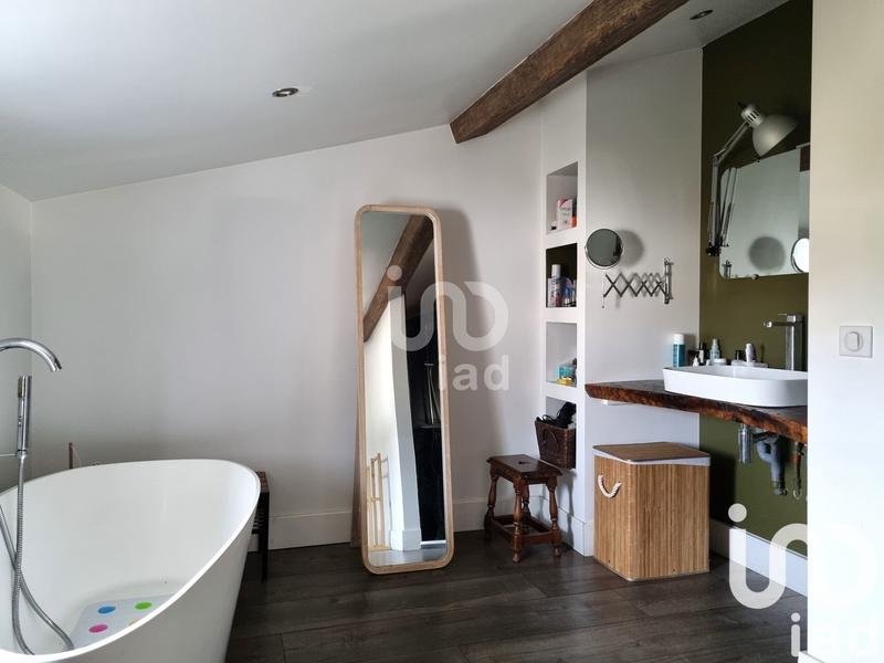 Maison - 199 m² - 6 pièces