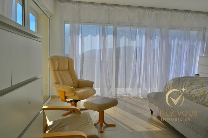 Villa - 200 m² - 7 pièces