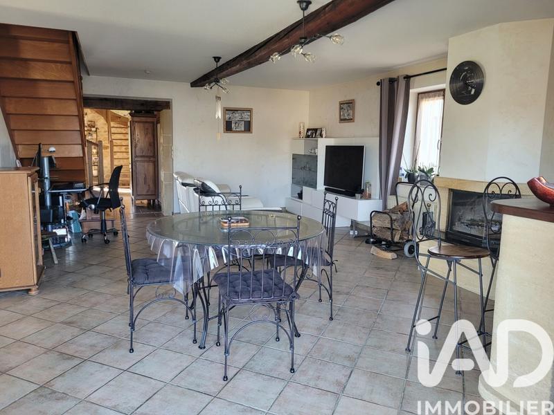 Maison - 216 m² - 7 pièces