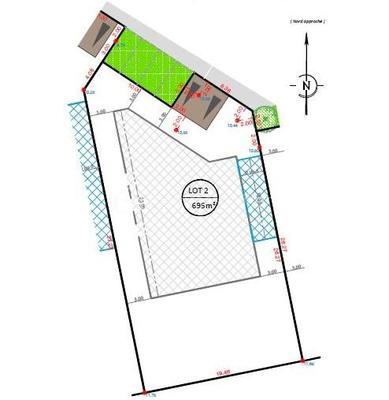 Terrain constructible - 695 m²
