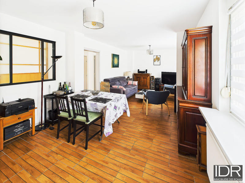 Maison - 122 m² - 5 pièces