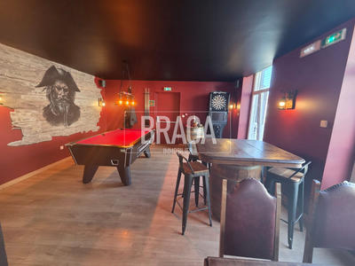 Fonds de commerce - Magasins - 230 m²