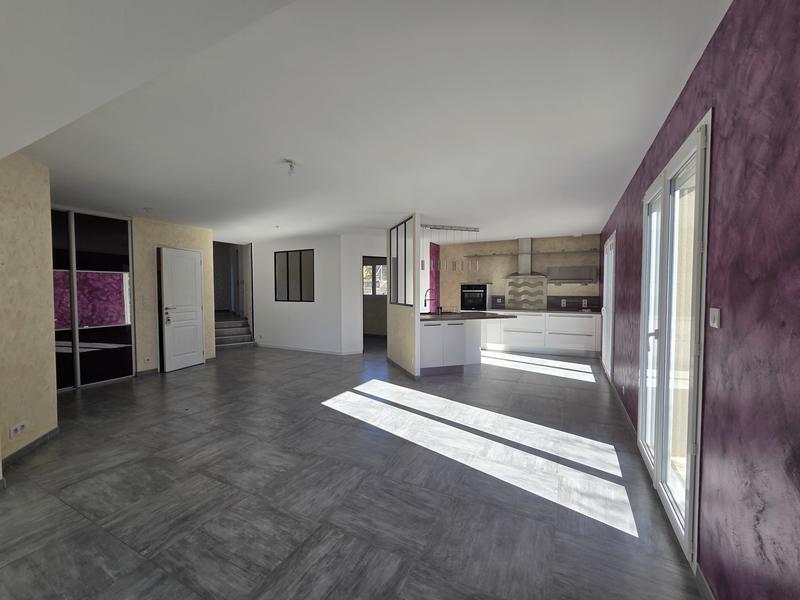 Maison - 113 m² - 6 pièces