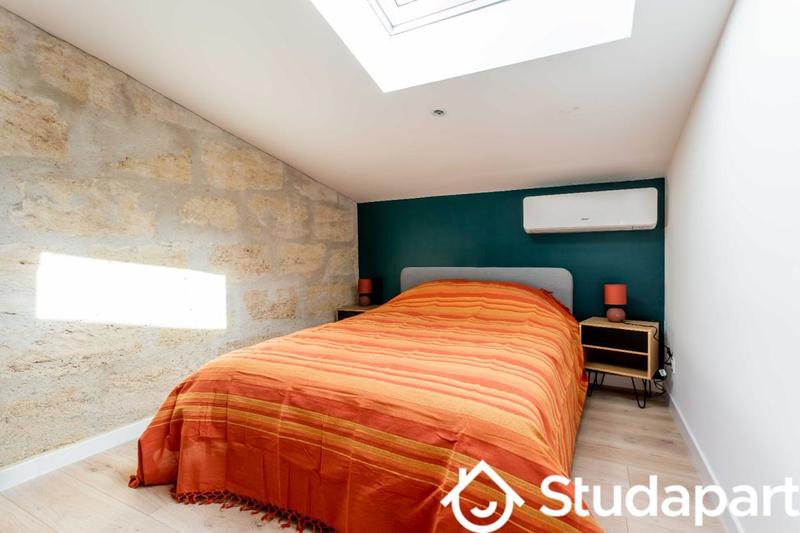 Chambre - 12 m² - 1 pièce