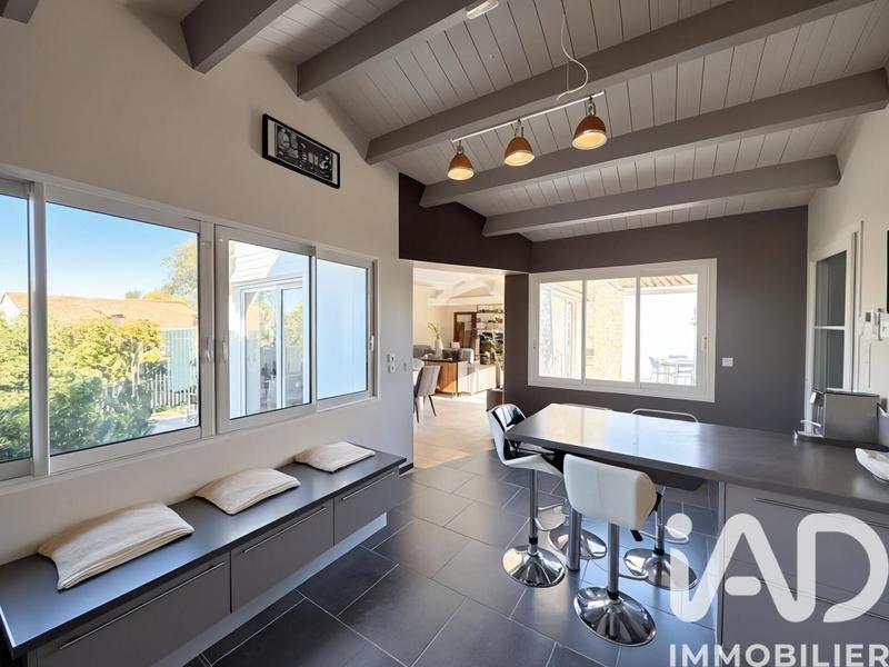 Maison - 178 m² - 6 pièces