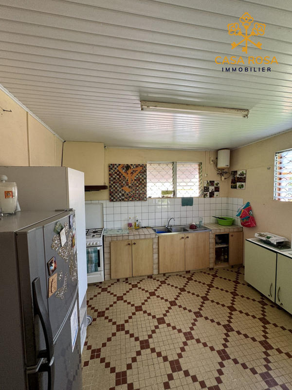 Maison traditionnelle - 94 m² - 4 pièces